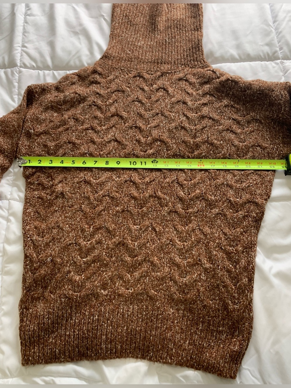 New Ricki’s turtle neck Sweater Size S - Picture 3 of 4